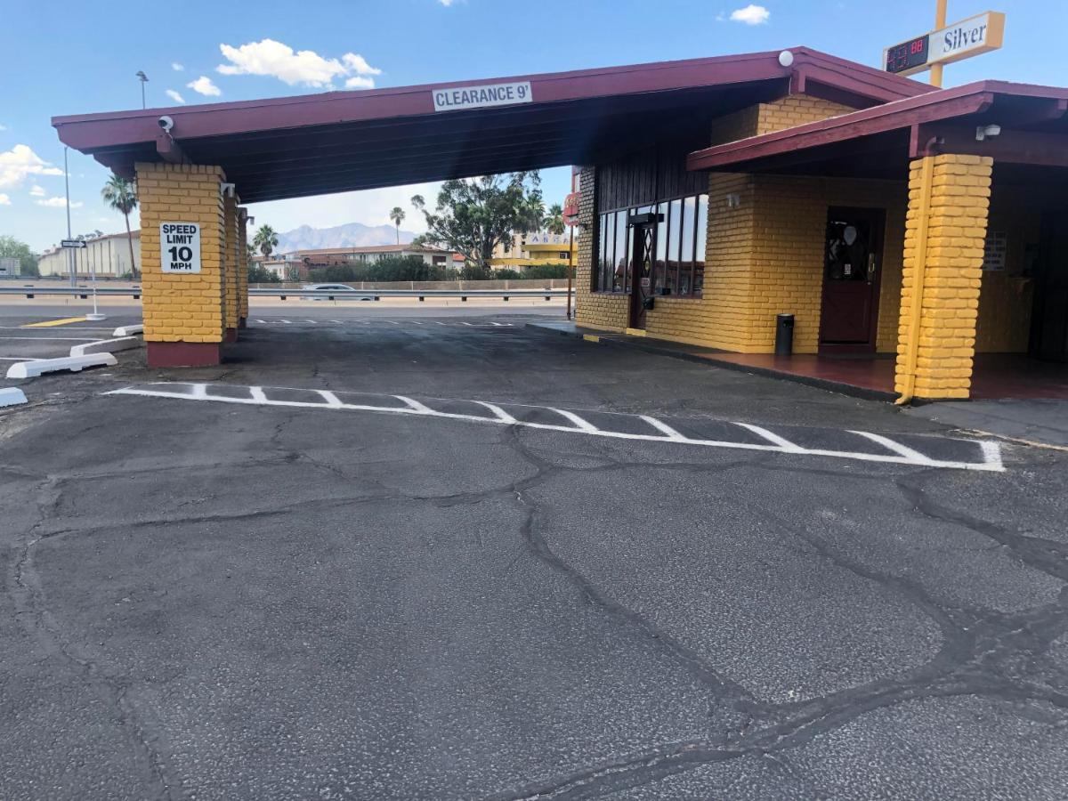 Silver Hotel Tucson Airport Bagian luar foto