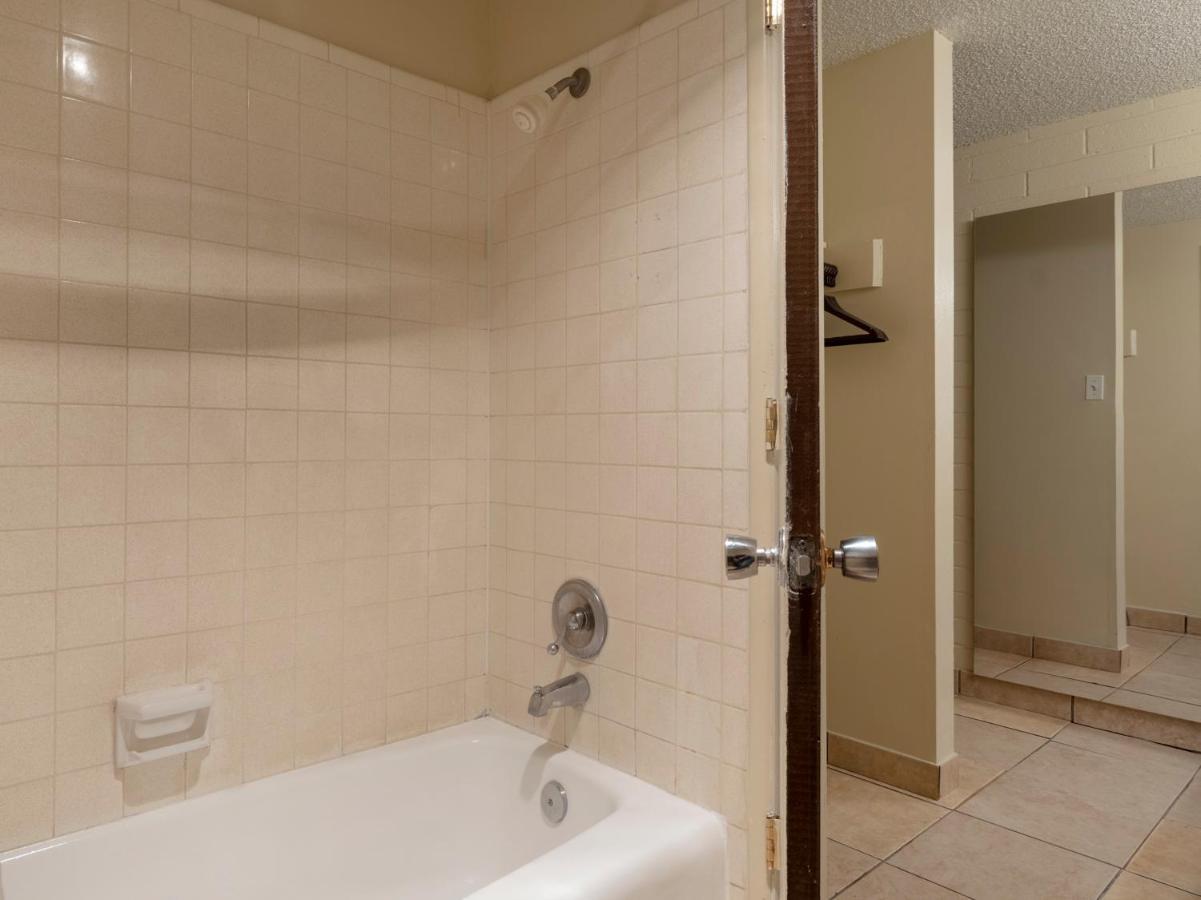 Silver Hotel Tucson Airport Bagian luar foto